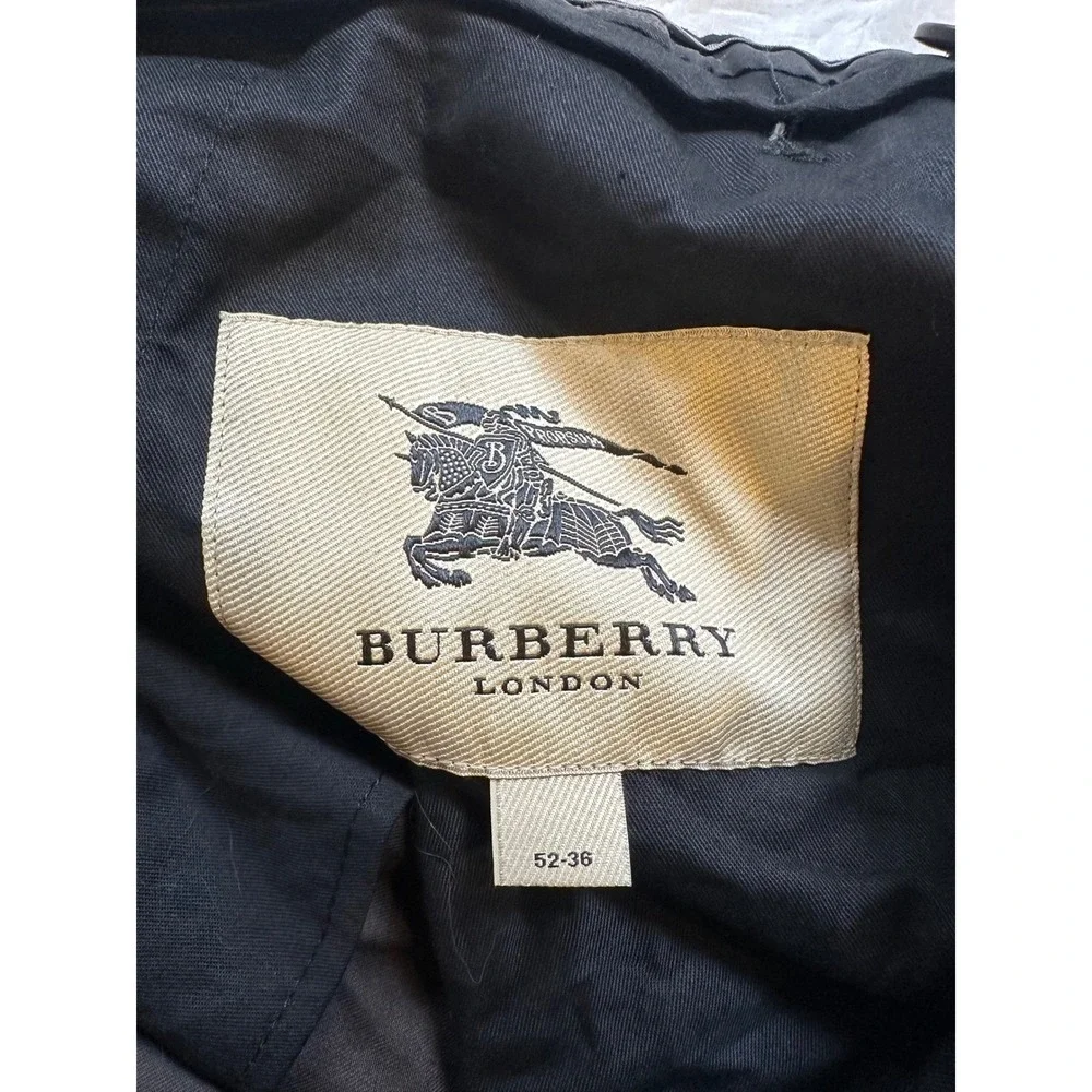 Burberry fashion let
